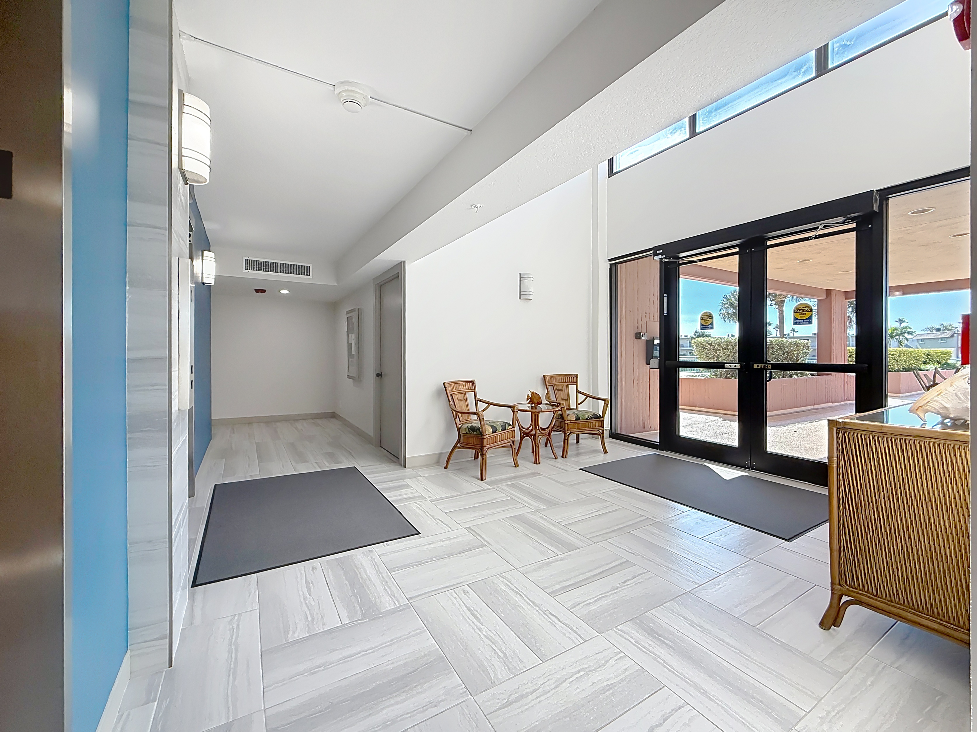 Treasure Island, Florida, 33706, United States, 3 Bedrooms Bedrooms, ,3 BathroomsBathrooms,Residential,For Sale,1983307