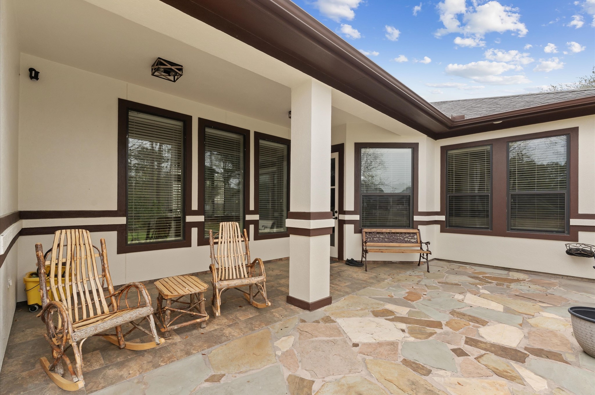 Porter, Texas, 77365, United States, 3 Bedrooms Bedrooms, ,2 BathroomsBathrooms,Residential,For Sale,1917333