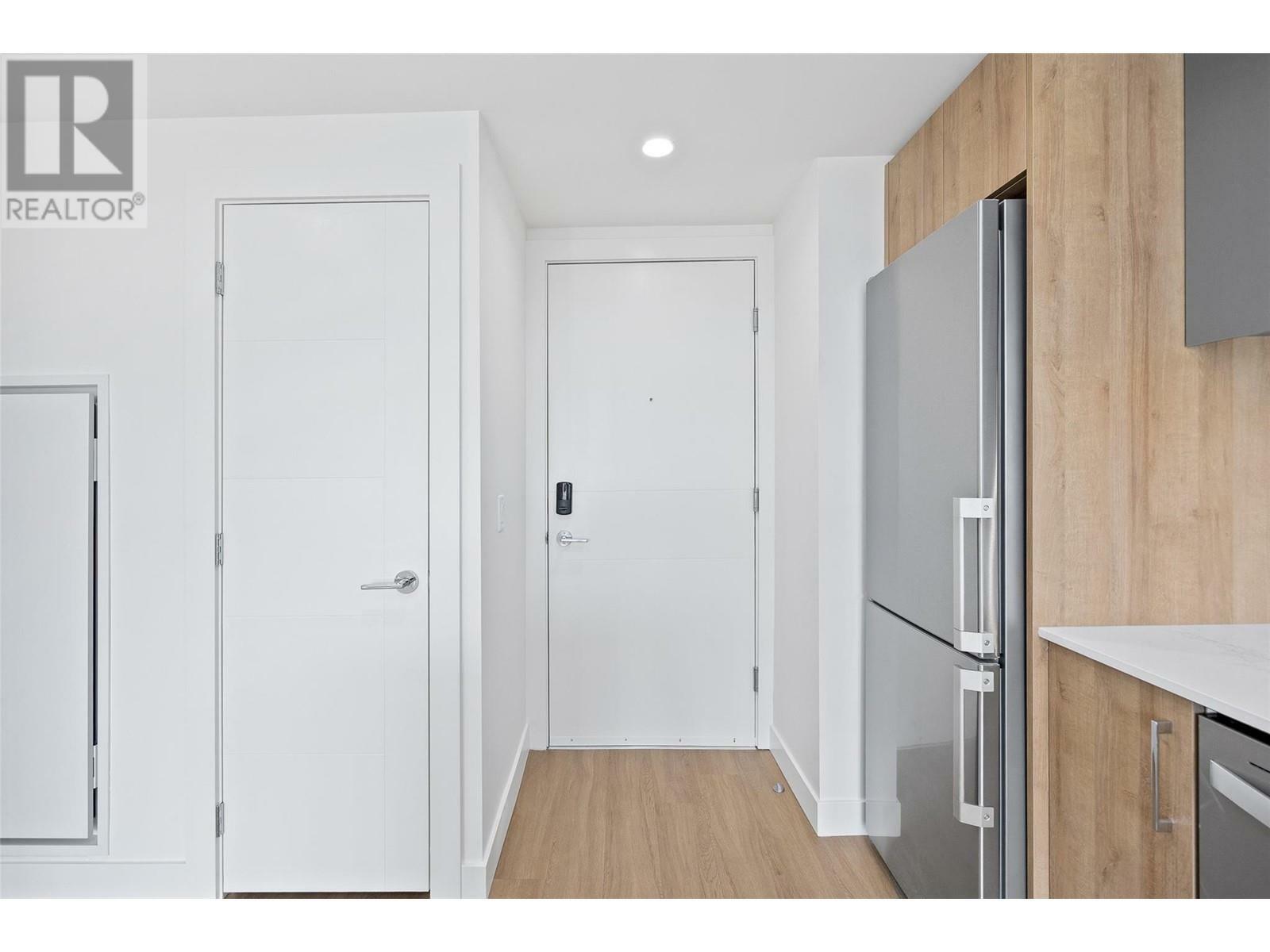 KELOWNA, British Columbia, V1W 3L2, CA, 1 Bedroom Bedrooms, ,1 BathroomBathrooms,Residential,For Sale,1837031