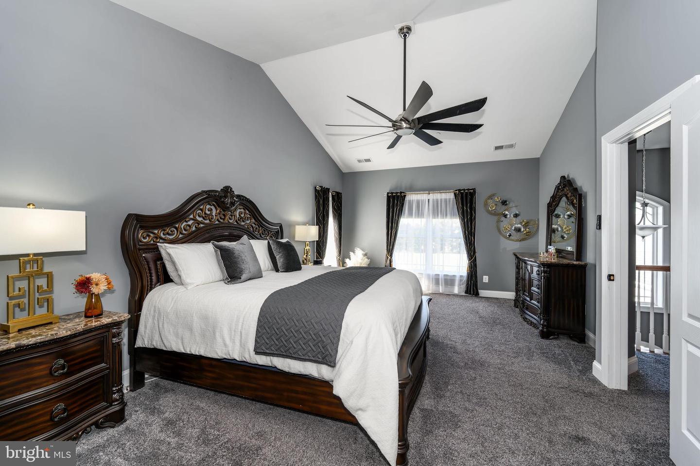 Queenstown, Maryland, 21658, United States, 5 Bedrooms Bedrooms, ,5 BathroomsBathrooms,Residential,For Sale,1988334