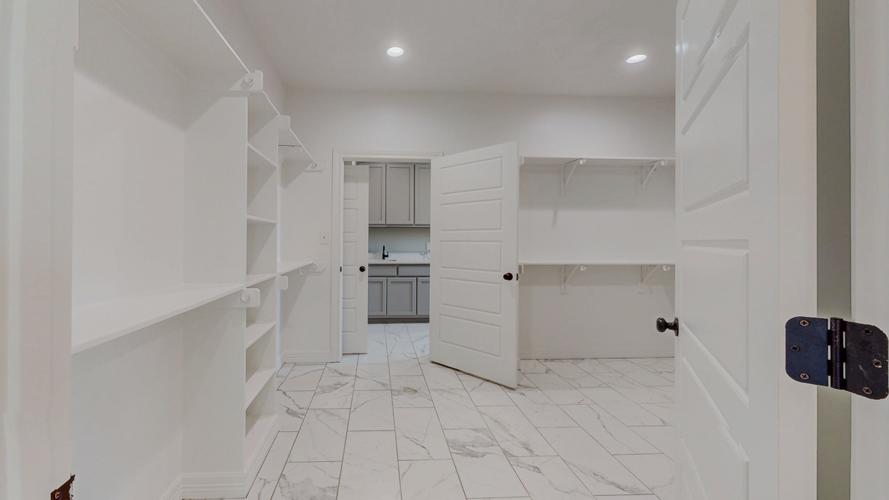 Beaumont, Texas, 77713, United States, 4 Bedrooms Bedrooms, ,Residential,For Sale,1885612