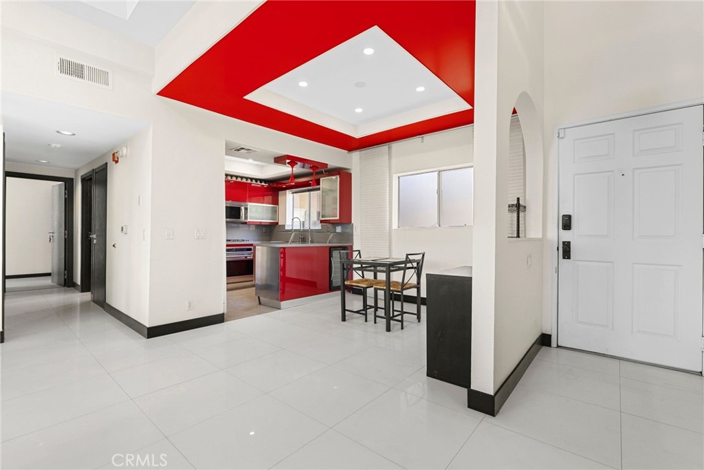 Sherman Oaks, California, 91423, United States, 2 Bedrooms Bedrooms, ,2 BathroomsBathrooms,Residential,For Sale,1708509