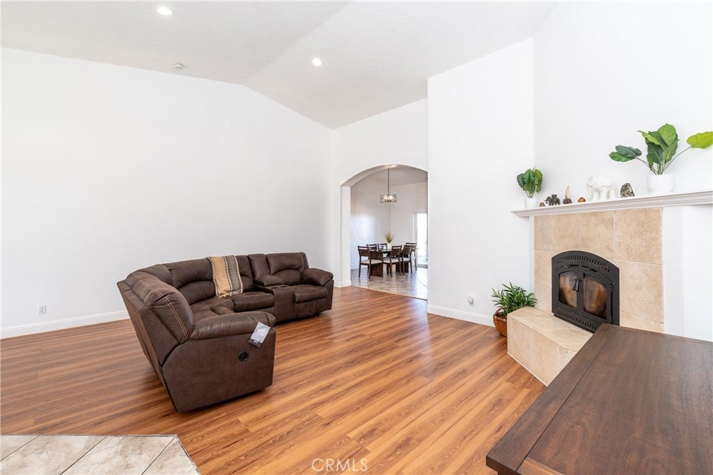 Pinon Hills, California, 92372, United States, 4 Bedrooms Bedrooms, ,3 BathroomsBathrooms,Residential,For Sale,1975870