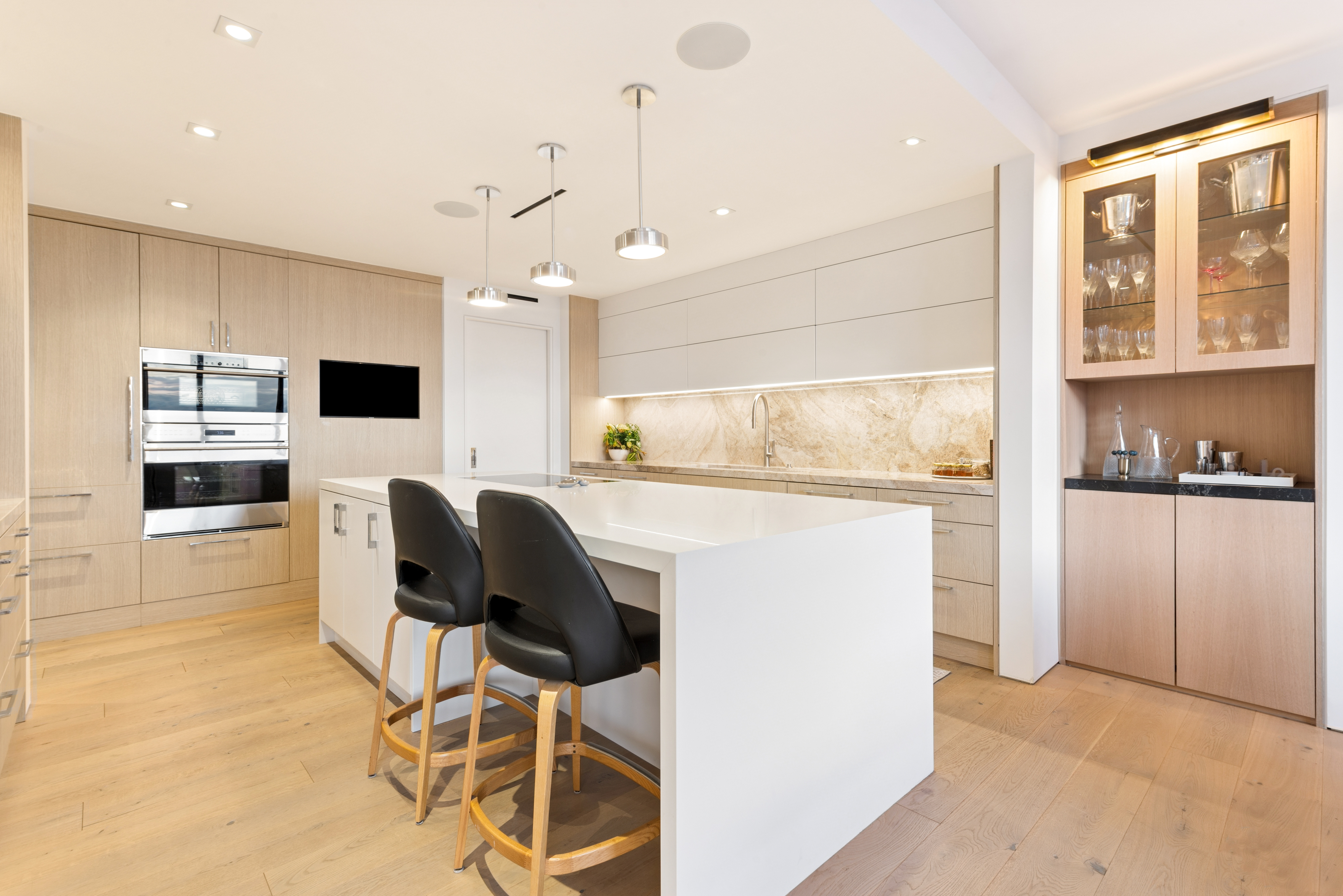  Refined Blend of Classic Architecture and Modern Design - 物件實景