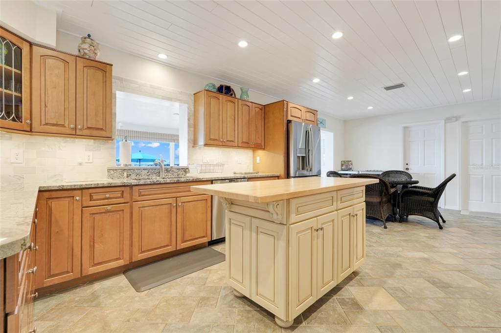 Belle Isle, Florida, 32812, United States, 4 Bedrooms Bedrooms, ,4 BathroomsBathrooms,Residential,For Sale,1795012