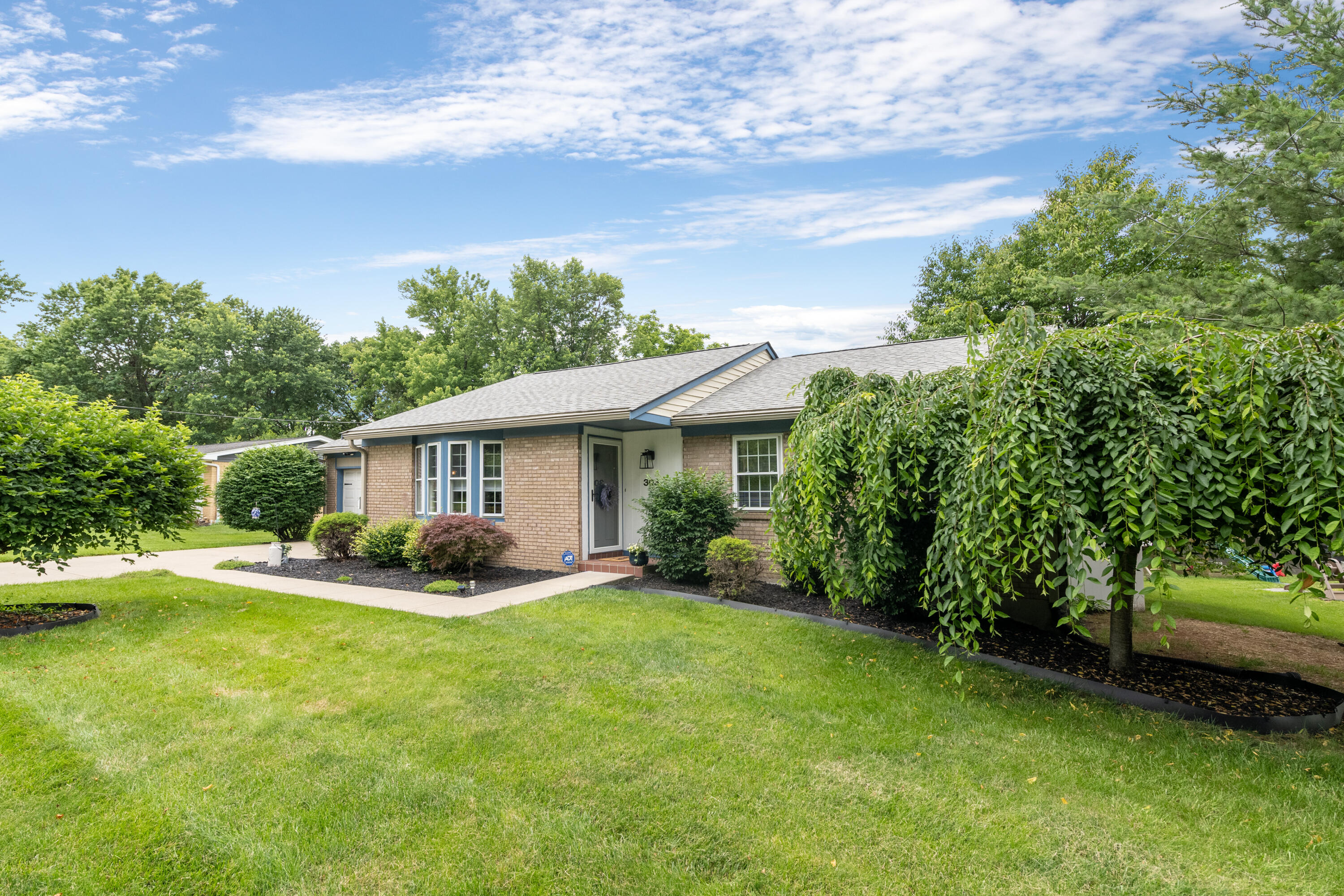Center Park Dr, Florence, KY 41042
