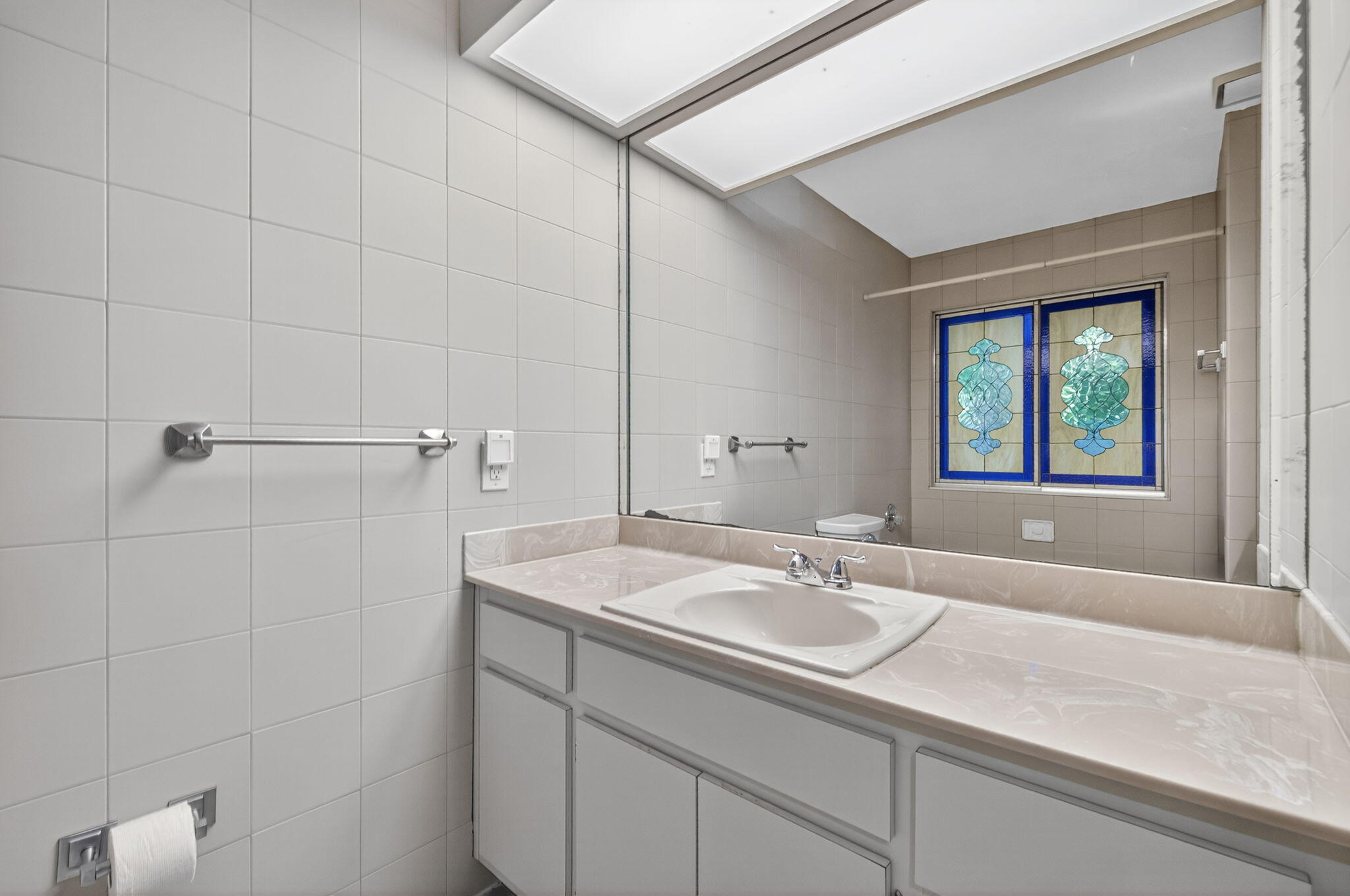 Coral Springs, Florida, 33071, United States, 4 Bedrooms Bedrooms, ,3 BathroomsBathrooms,Residential,For Sale,1989618