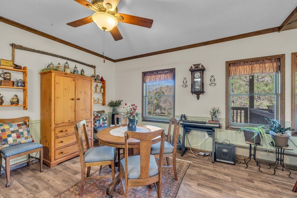 Hayesville, North Carolina, 28904, United States, 3 Bedrooms Bedrooms, ,3 BathroomsBathrooms,Residential,For Sale,1834730