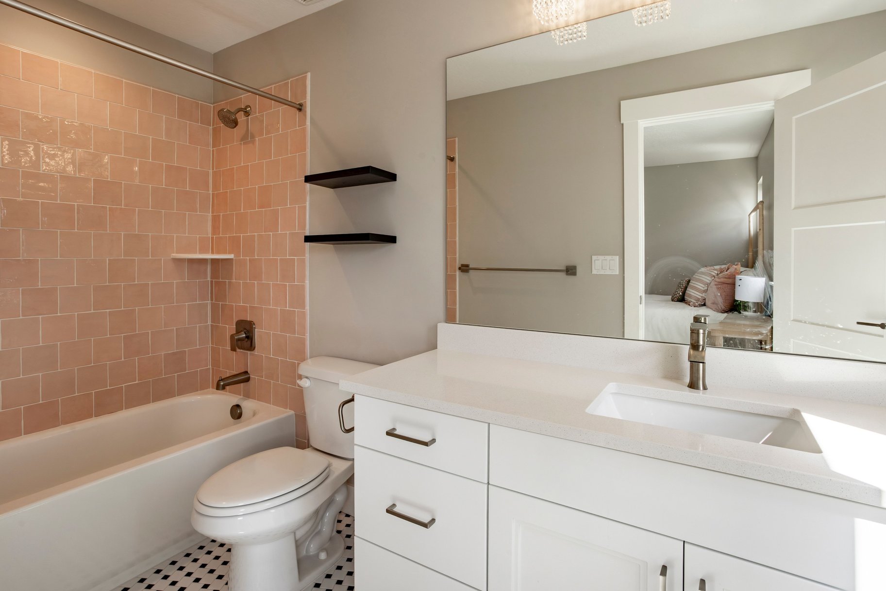  Practically Brand New Home in Highland, with Stunning Mountain Views - 物件實景