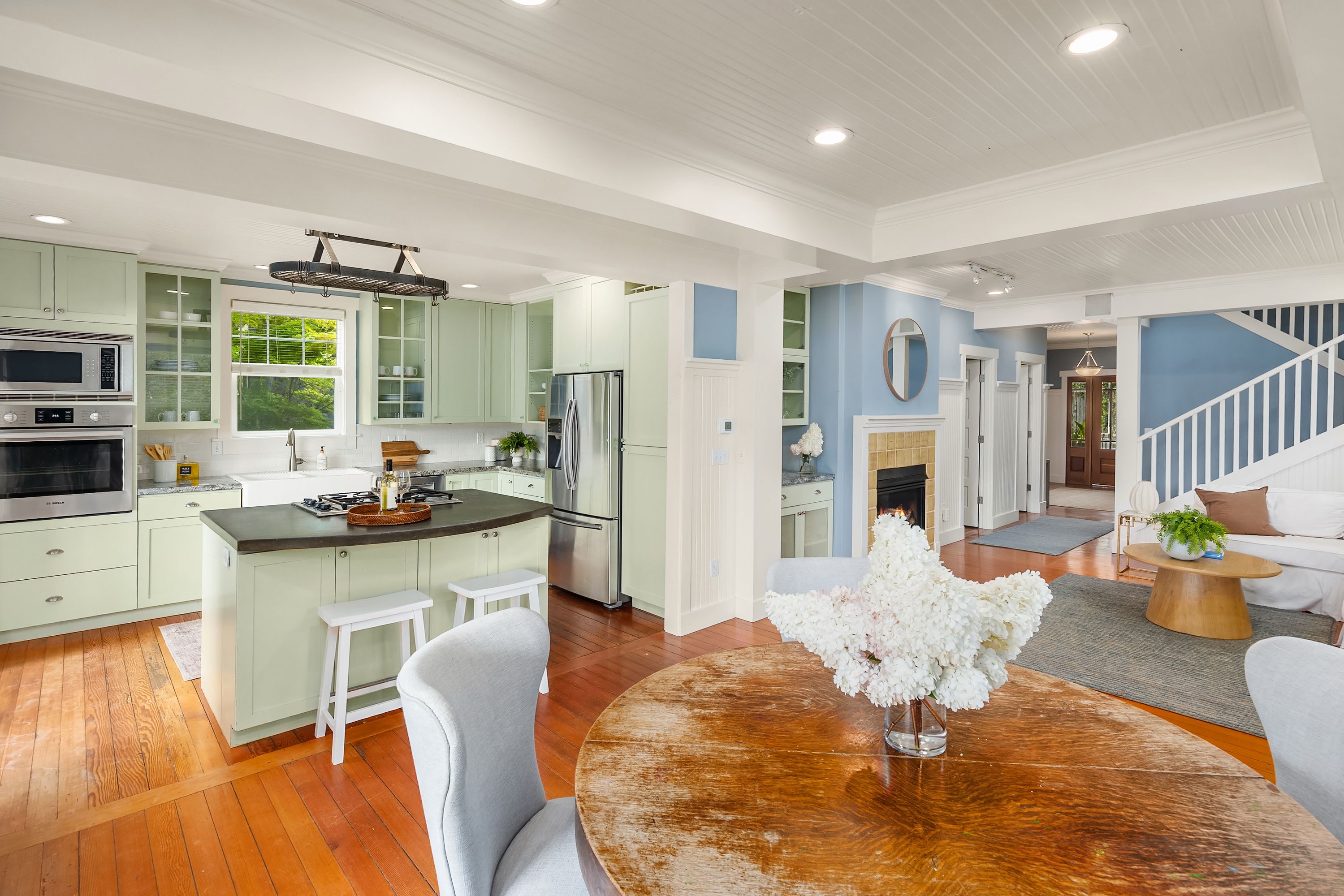  15122 & 15128 NE Anna Vera Lane, Bainbridge Island, WA 98110 - 物件實景