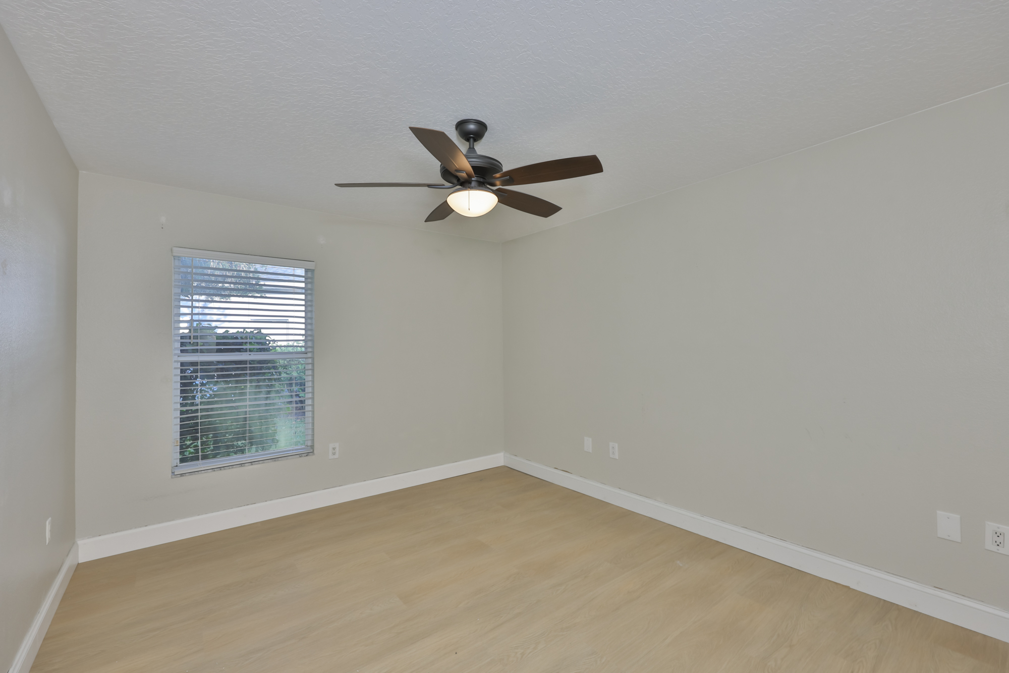 Tampa, Florida, 33647, United States, 4 Bedrooms Bedrooms, ,3 BathroomsBathrooms,Residential,For Sale,1982962