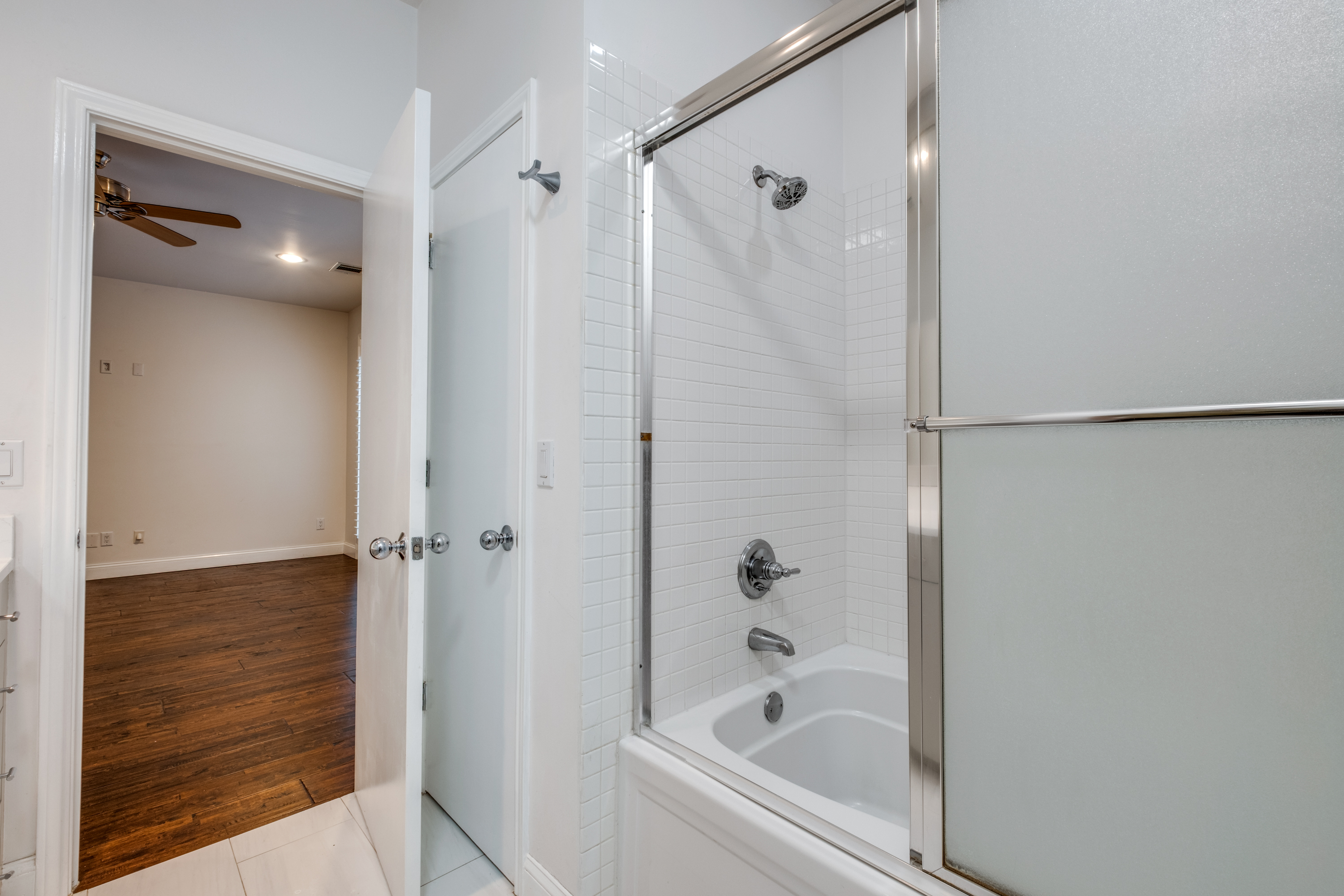  3250 Cambrick Street #16 - 物件實景