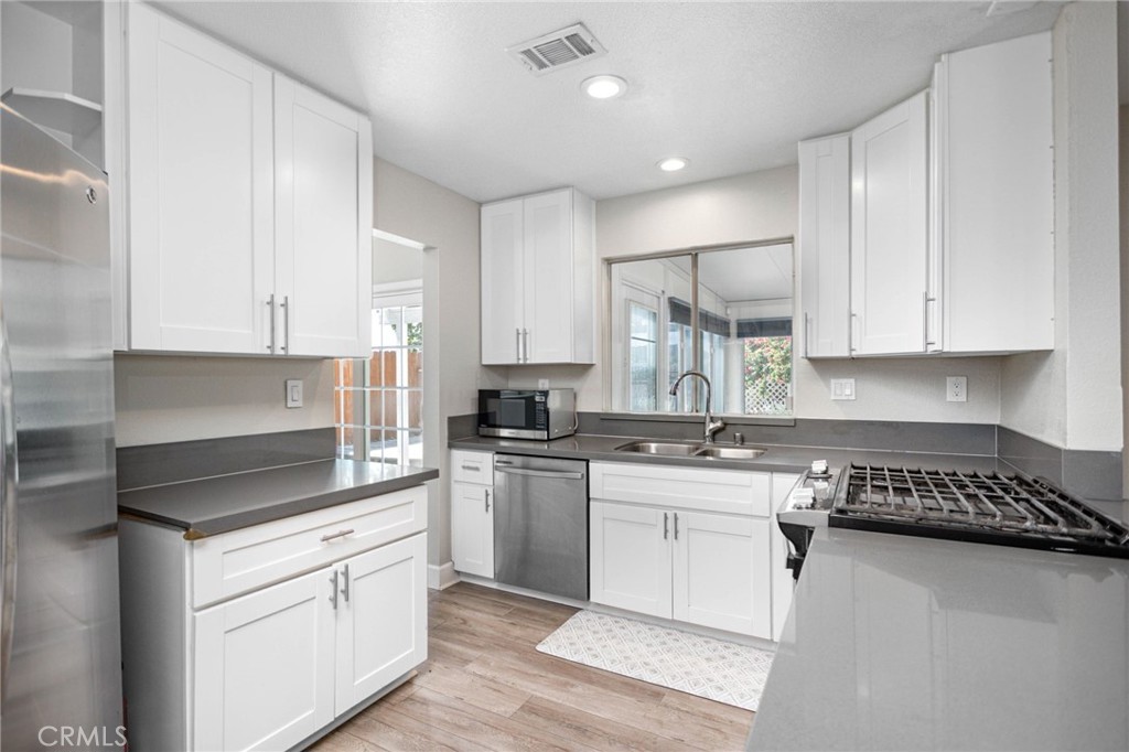 Murrieta, California, 92562, United States, 3 Bedrooms Bedrooms, ,3 BathroomsBathrooms,Residential,For Sale,1920307