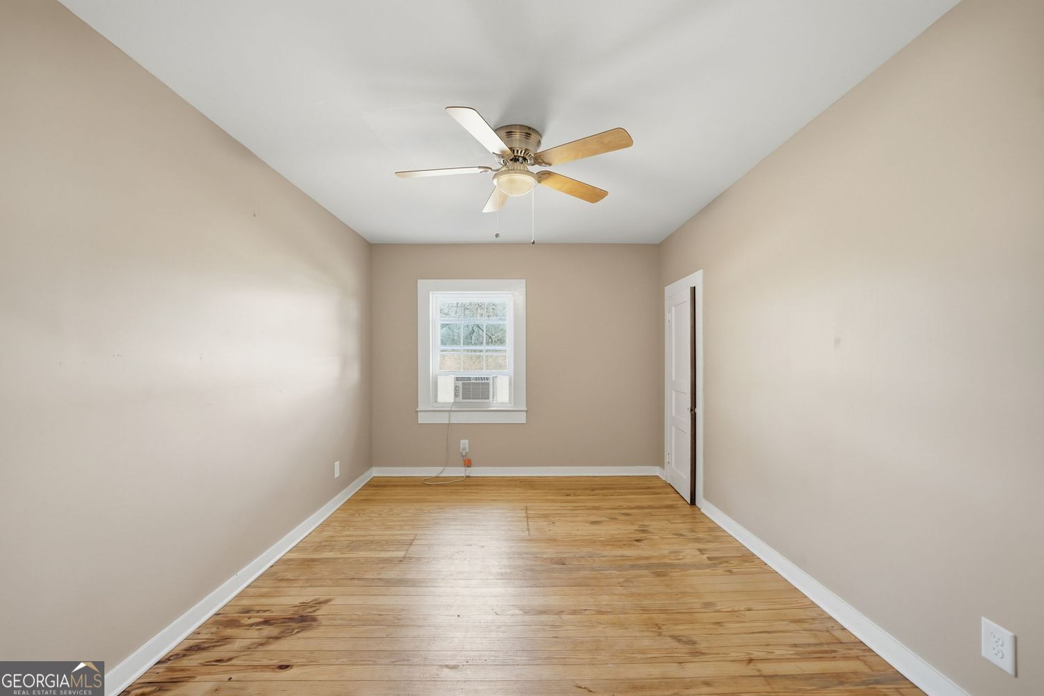 Jasper, Georgia, 30143, United States, 4 Bedrooms Bedrooms, ,1 BathroomBathrooms,Residential,For Sale,2014556