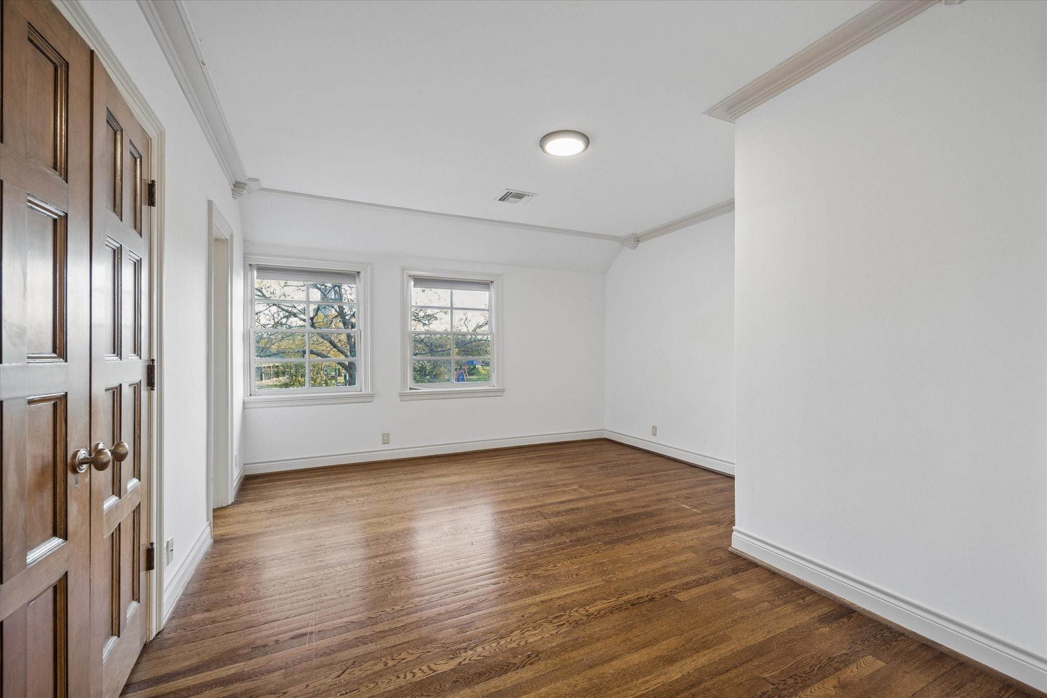  3020 San Felipe Street - 物件實景