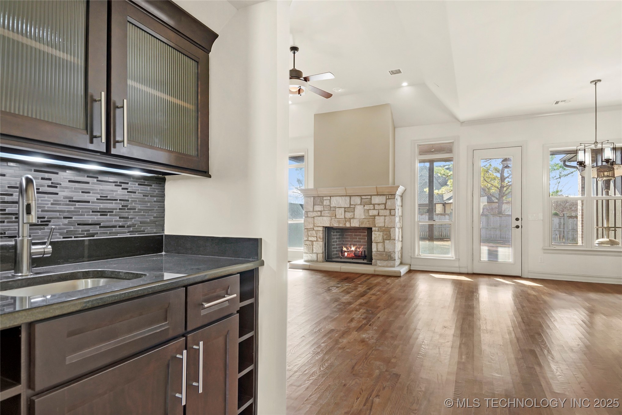 Broken Arrow, Oklahoma, 74011, United States, 4 Bedrooms Bedrooms, ,5 BathroomsBathrooms,Residential,For Sale,1885546