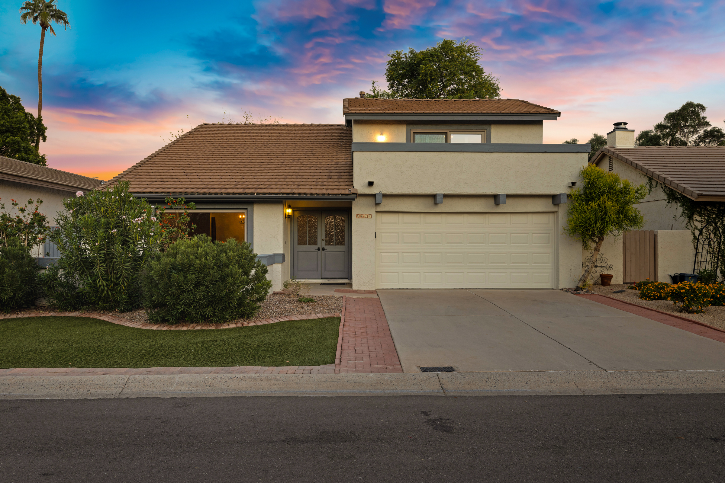 Tempe, Arizona, 85283, United States, 4 Bedrooms Bedrooms, ,3 BathroomsBathrooms,Residential,For Sale,1985738