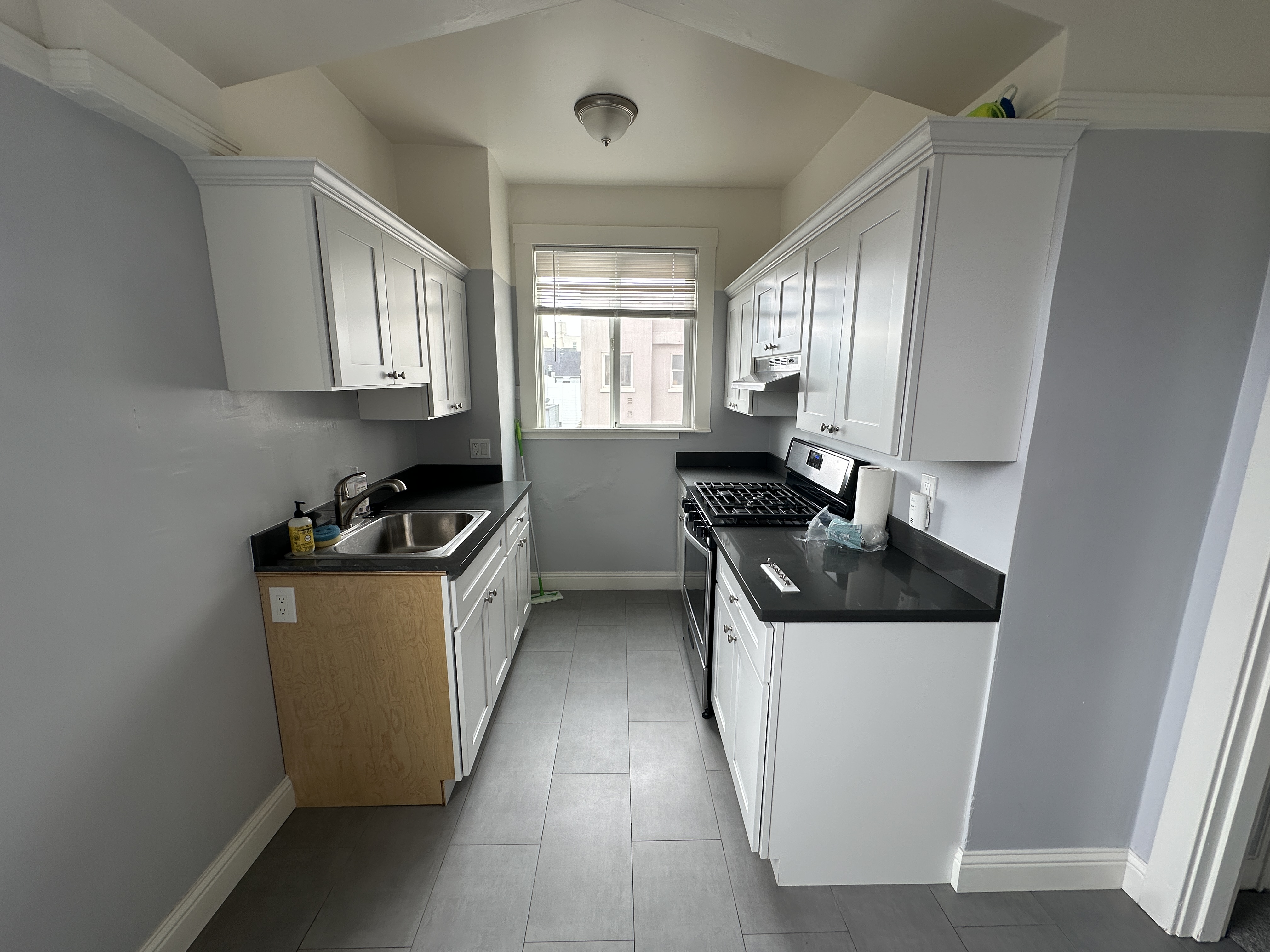 San Francisco, California, 94117, United States, 24 Bedrooms Bedrooms, ,Residential,For Sale,1995943