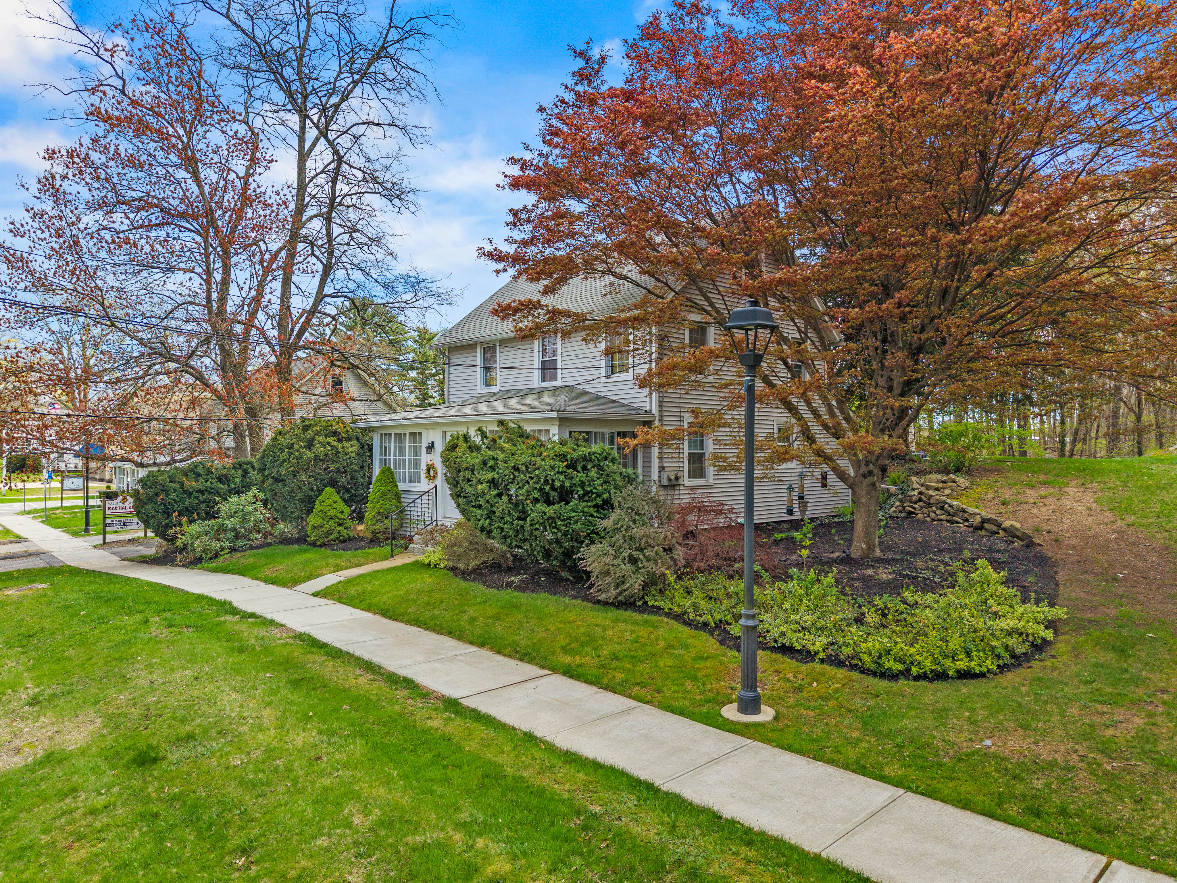  Cozy Sale Listing in Essex, CT - 物件實景