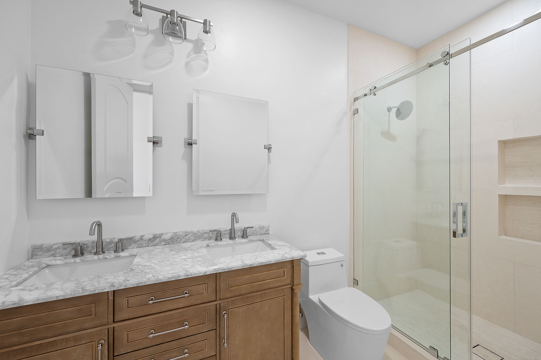  TIBURON - NORMAN ESTATES - 物件實景