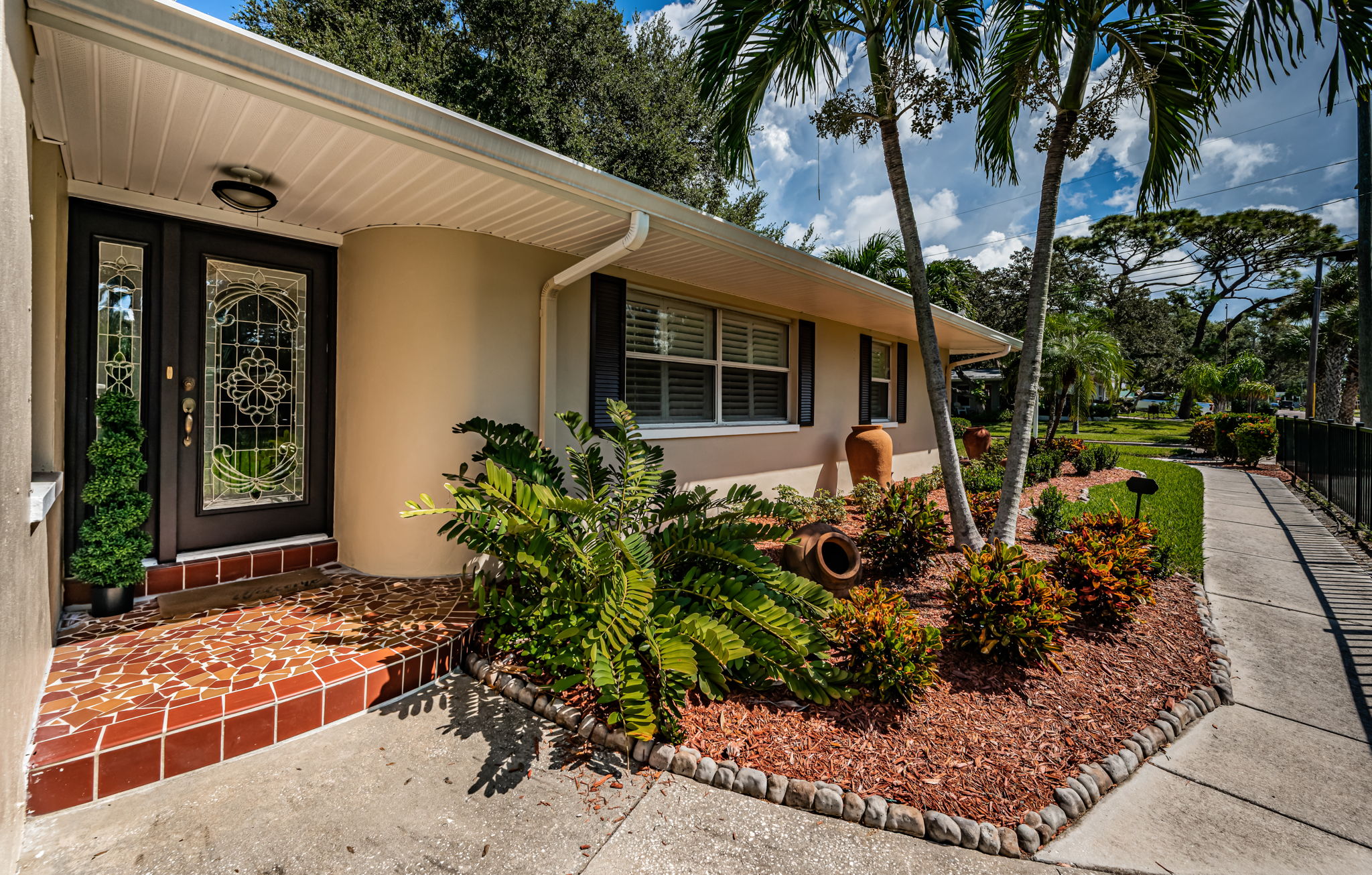 Clearwater, Florida, 33755, United States, 2 Bedrooms Bedrooms, ,2 BathroomsBathrooms,Residential,For Sale,1978253