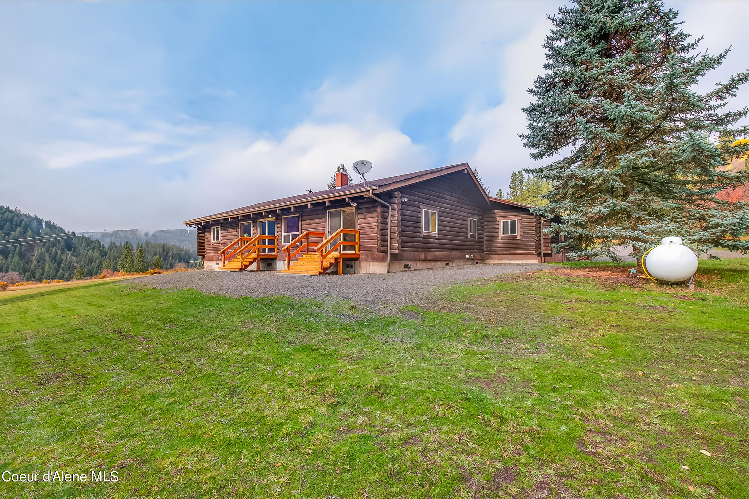 Kendrick, Idaho, 83537, United States, 3 Bedrooms Bedrooms, ,2 BathroomsBathrooms,Residential,For Sale,1977915