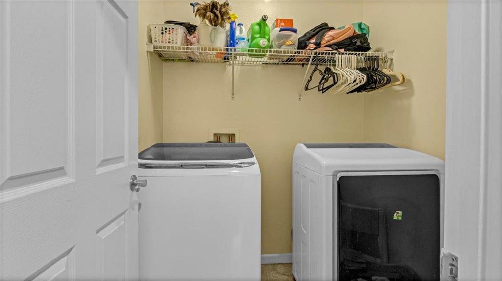 Greenfield, California, 93927, United States, 4 Bedrooms Bedrooms, ,3 BathroomsBathrooms,Residential,For Sale,1990832