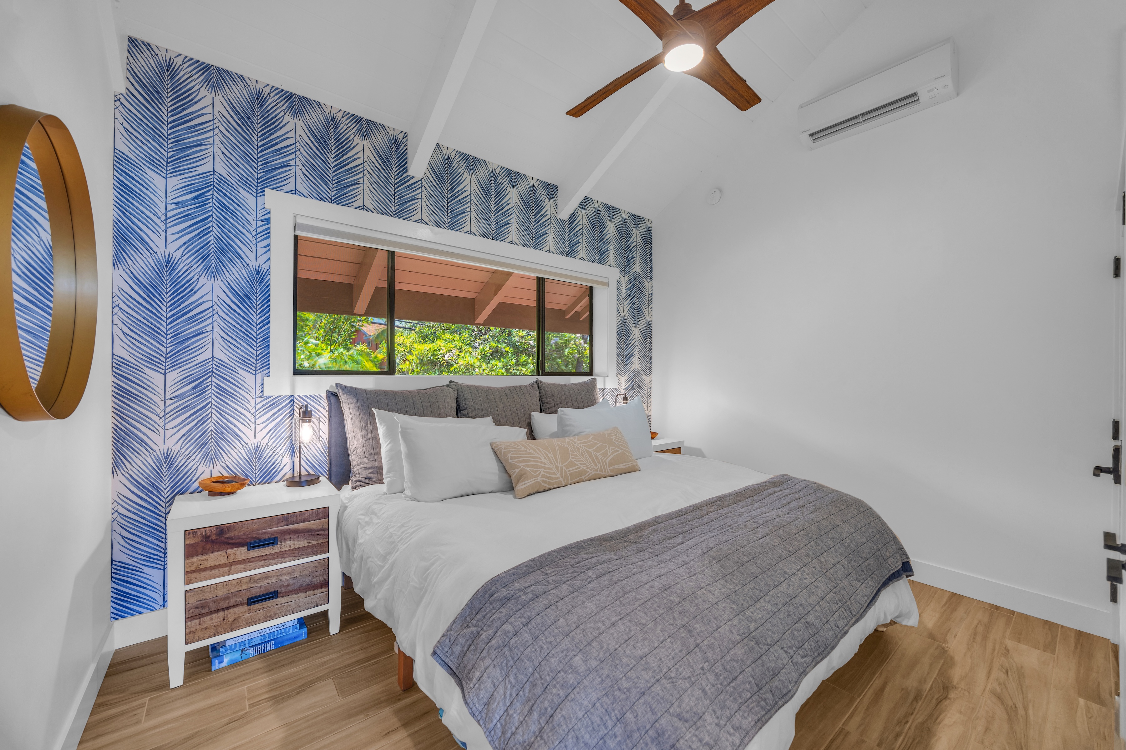  Direct oceanfront, beautiful remodeled 2 bedroom, lanai dining, furnished - 物件實景