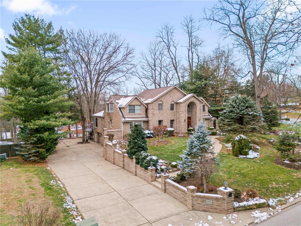 Mcmurray, Pennsylvania, 15317, United States, 4 Bedrooms Bedrooms, ,4 BathroomsBathrooms,Residential,For Sale,2005499