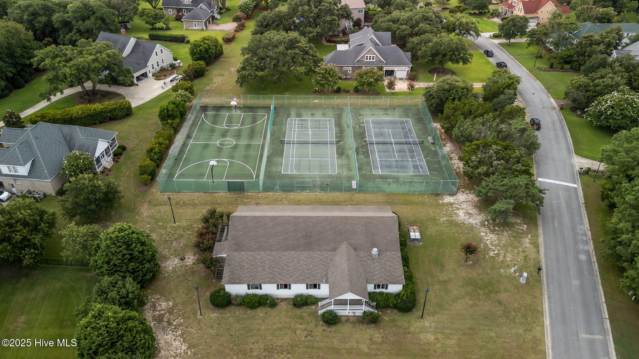 Morehead City, North Carolina, 28557, United States, 5 Bedrooms Bedrooms, ,4 BathroomsBathrooms,Residential,For Sale,1901415