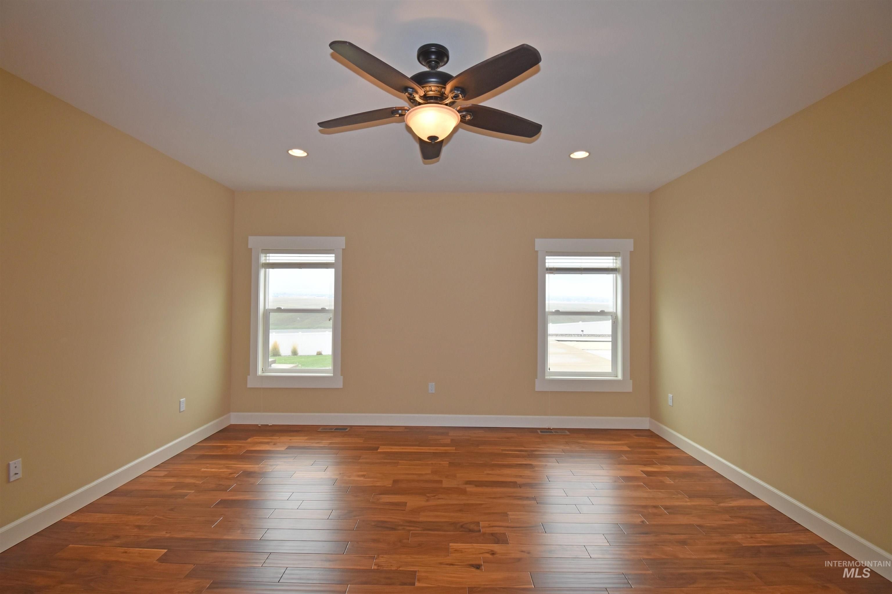 Lewiston, Idaho, 83501, United States, 4 Bedrooms Bedrooms, ,3 BathroomsBathrooms,Residential,For Sale,1986093