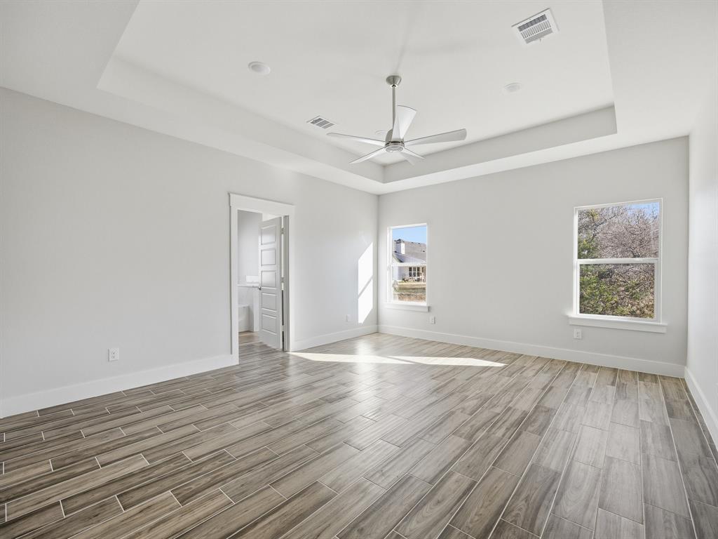 Weatherford, Texas, 76085, United States, 4 Bedrooms Bedrooms, ,3 BathroomsBathrooms,Residential,For Sale,2008170