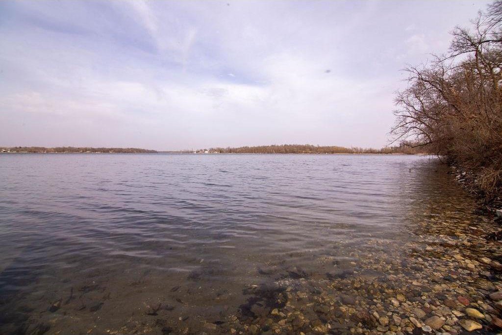 Alexandria, Minnesota, 56308, United States, 4 Bedrooms Bedrooms, ,4 BathroomsBathrooms,Residential,For Sale,2039906