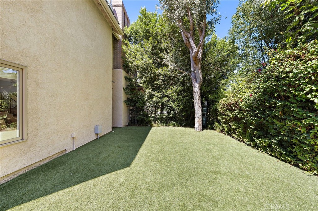 Laguna Hills, California, 92653, United States, 7 Bedrooms Bedrooms, ,5 BathroomsBathrooms,Residential,For Sale,1941687