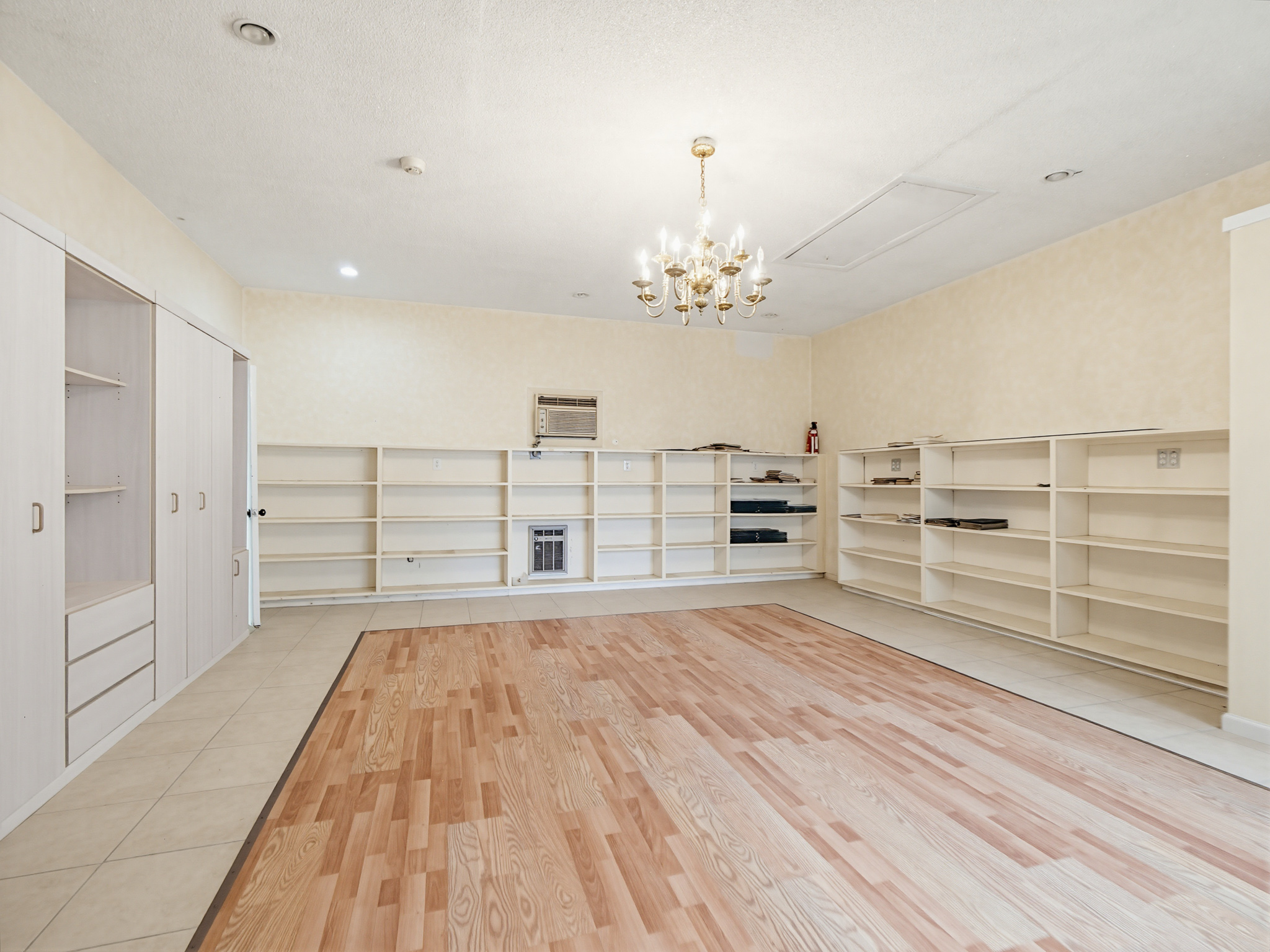 Pensacola, Florida, 32526, United States, 4 Bedrooms Bedrooms, ,5 BathroomsBathrooms,Residential,For Sale,2030758