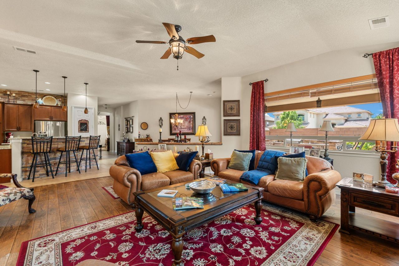 Rio Rancho, New Mexico, 87144, United States, 4 Bedrooms Bedrooms, ,3 BathroomsBathrooms,Residential,For Sale,1918092