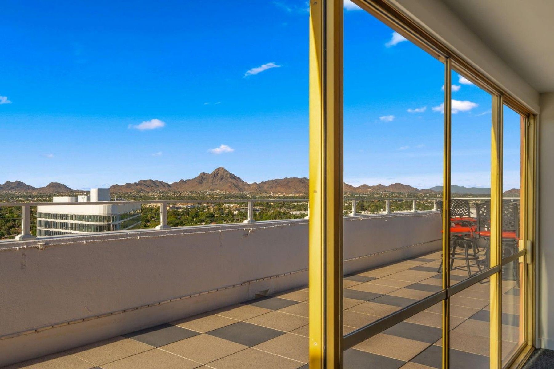  4750 N Central Avenue  Phoenix, AZ - 物件實景