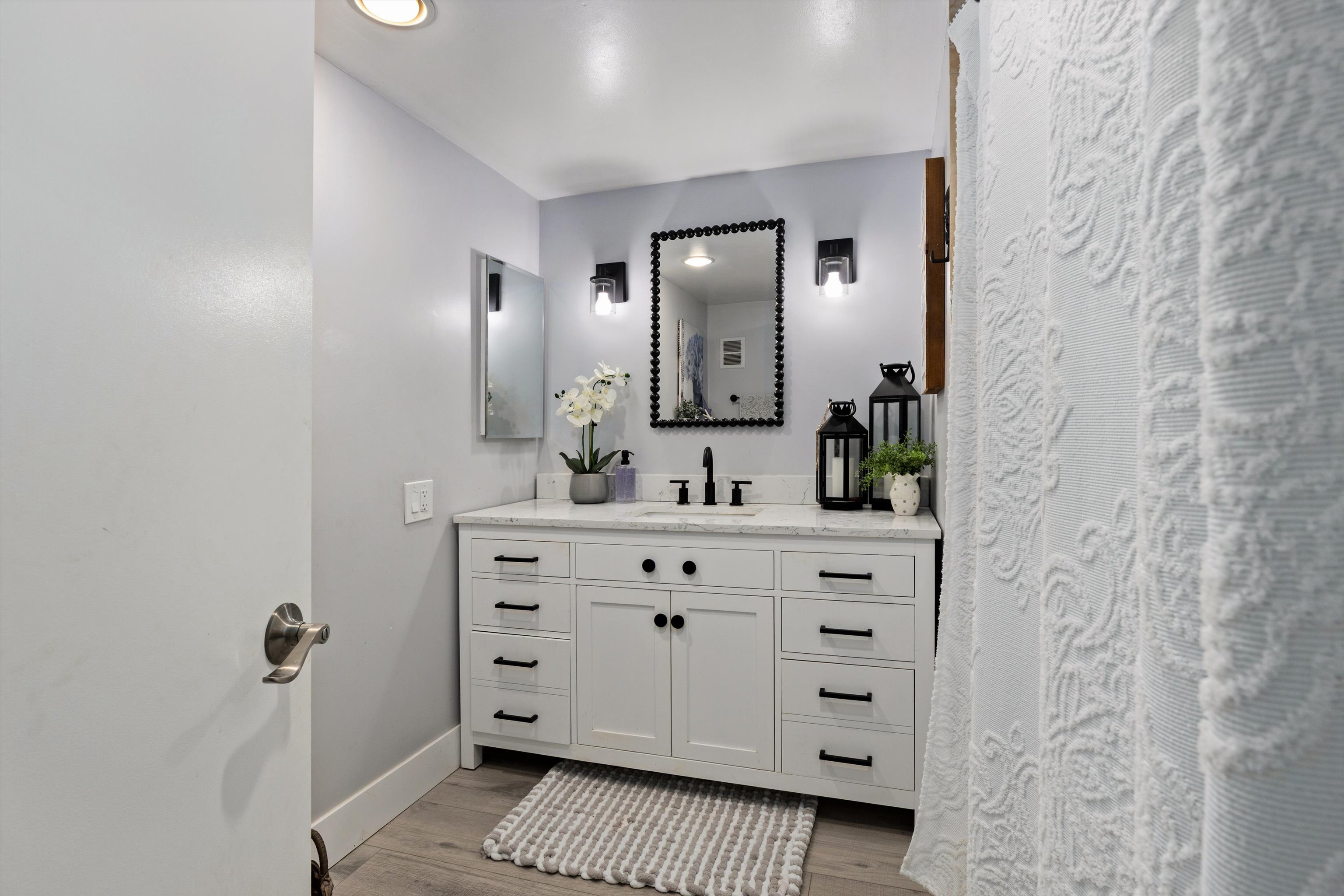  7115 Estrella De Mar Rd Unit B, Carlsbad, CA 92009 - 物件實景