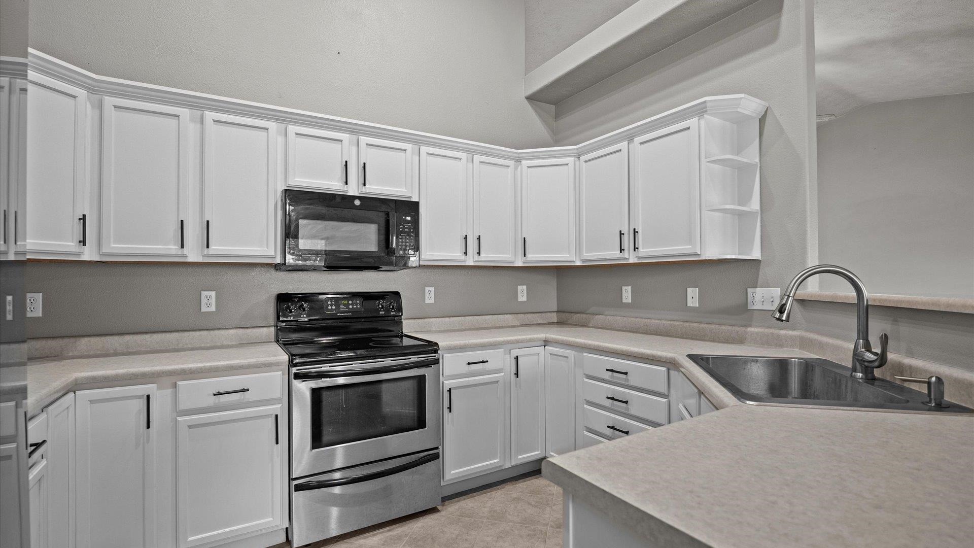 Grand Junction, Colorado, 81504-1274, United States, 3 Bedrooms Bedrooms, ,2 BathroomsBathrooms,Residential,For Sale,1976681