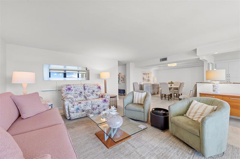 Fort Lauderdale, Florida, 33305, United States, 2 Bedrooms Bedrooms, ,2 BathroomsBathrooms,Residential,For Sale,1867029