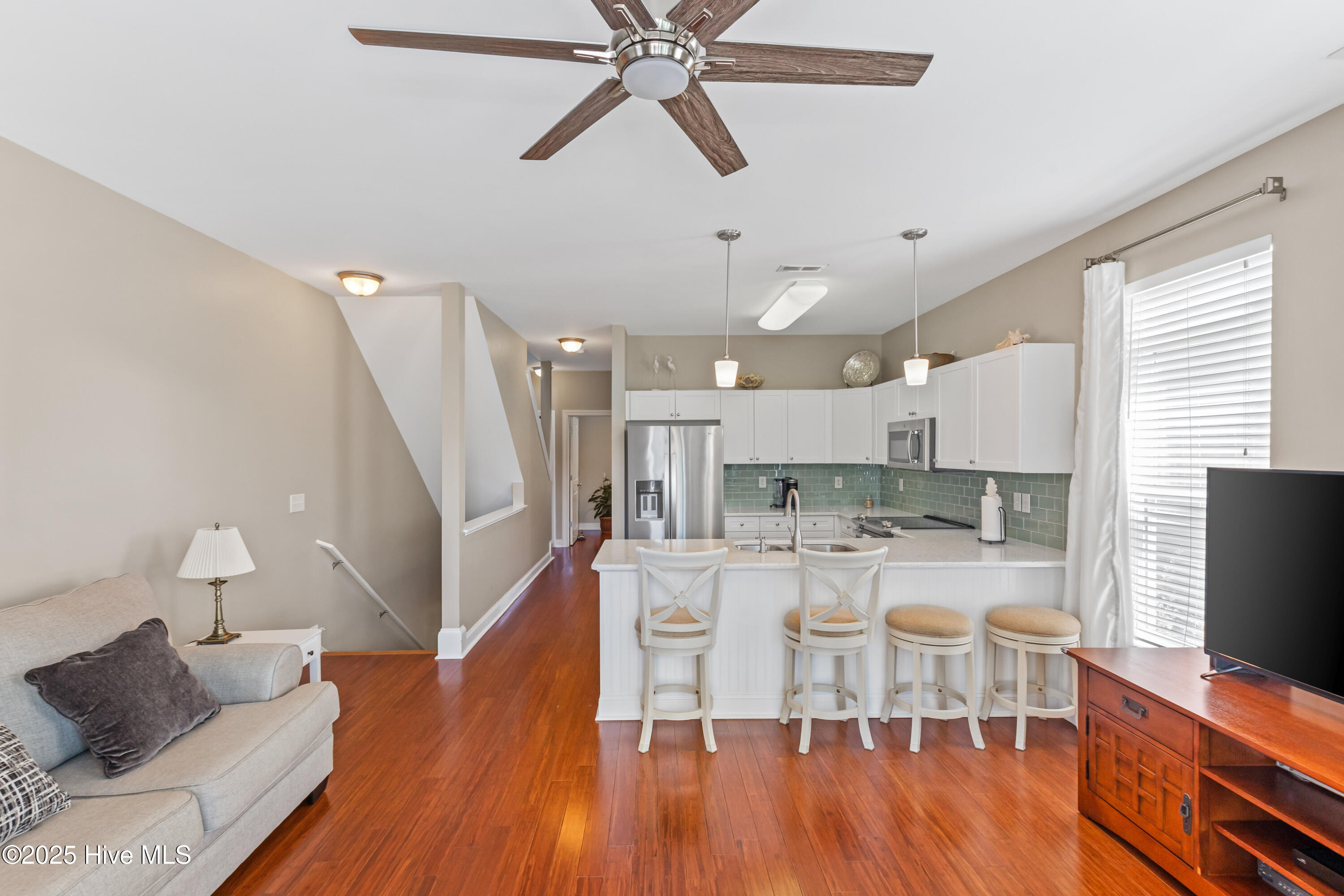 Carolina Beach, North Carolina, 28428, United States, 3 Bedrooms Bedrooms, ,3 BathroomsBathrooms,Residential,For Sale,1912564