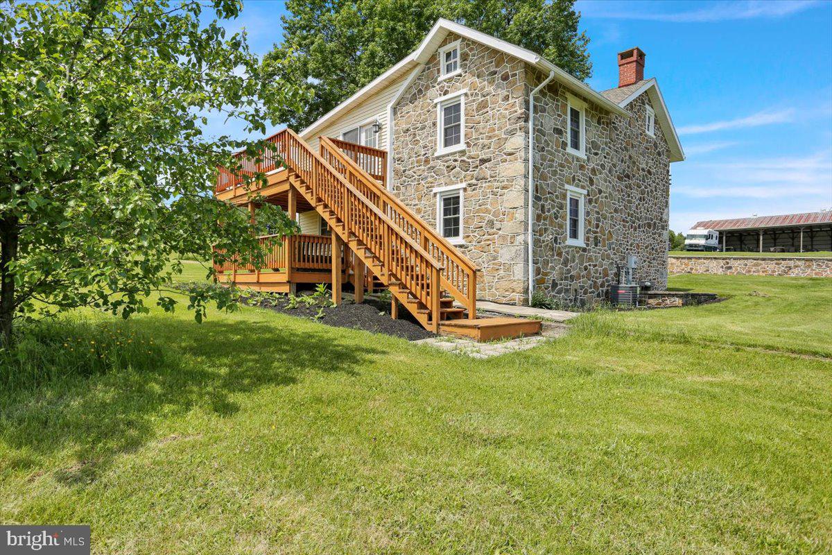 Mohrsville, Pennsylvania, 19541, United States, 4 Bedrooms Bedrooms, ,2 BathroomsBathrooms,Residential,For Sale,1827431