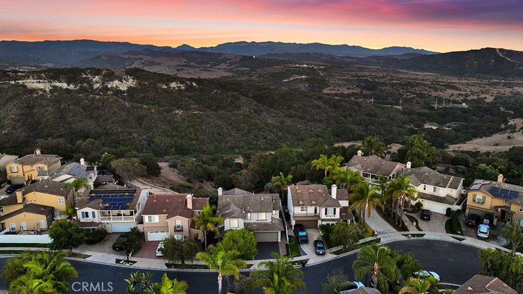 San Clemente, California, 92673, United States, 4 Bedrooms Bedrooms, ,3 BathroomsBathrooms,Residential,For Sale,1941034