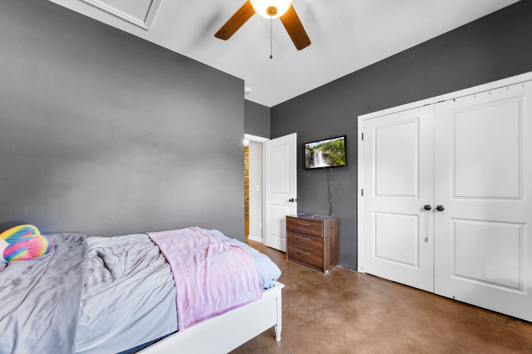 Indian Mound, Tennessee, 37079, United States, 3 Bedrooms Bedrooms, ,2 BathroomsBathrooms,Residential,For Sale,1866881