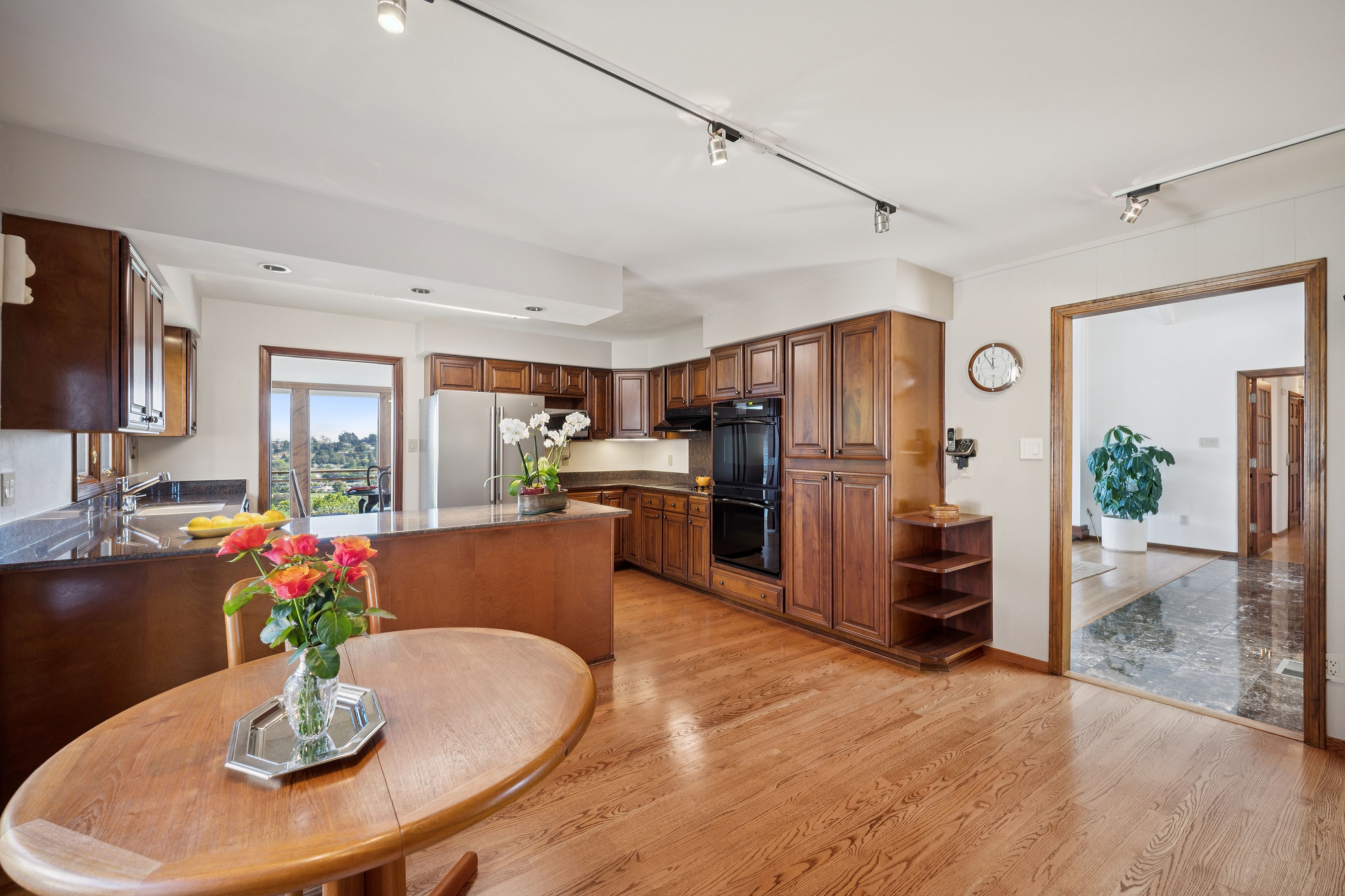  Peacock Gap View Home - 物件實景