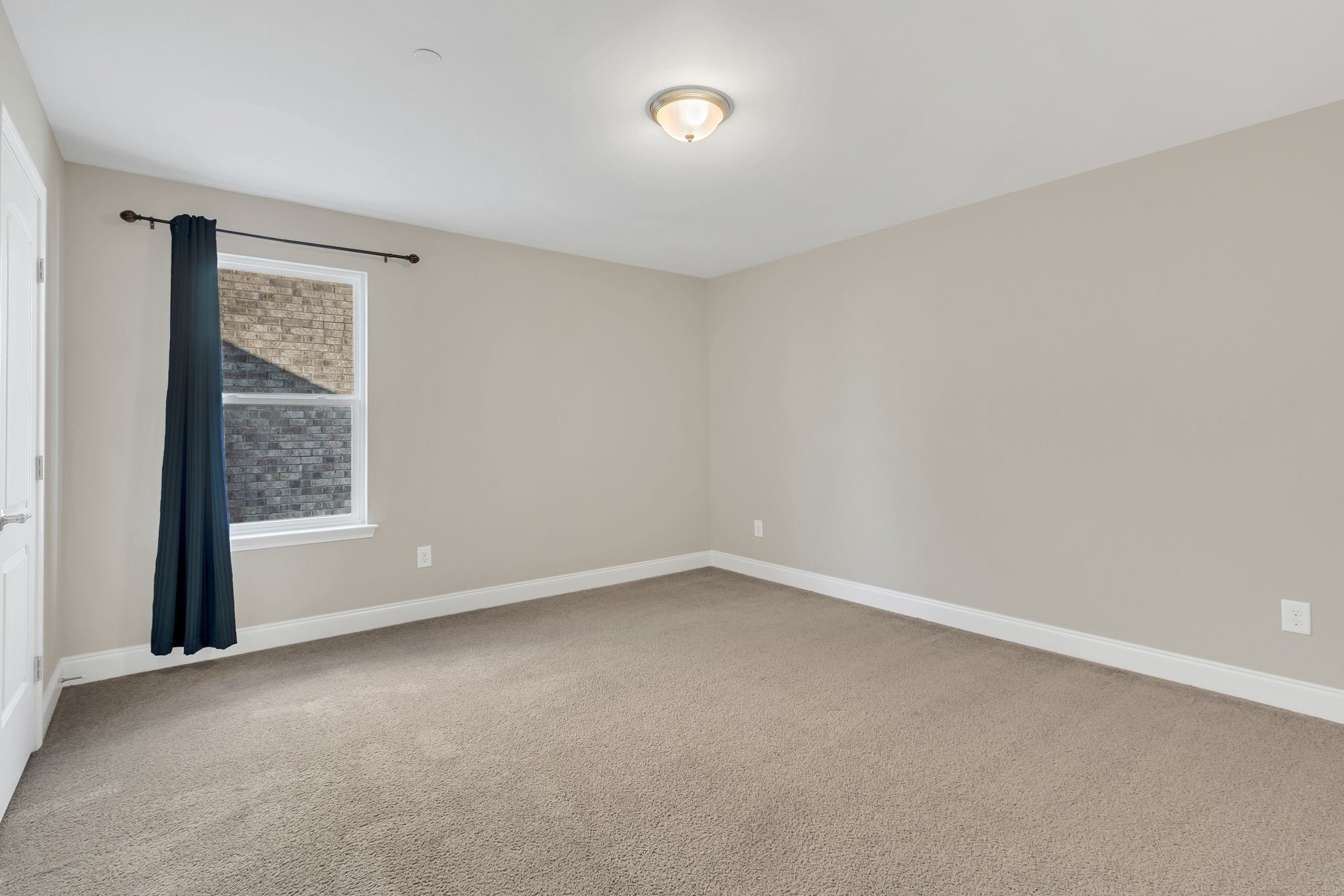 Franklin, Tennessee, 37064, United States, 4 Bedrooms Bedrooms, ,4 BathroomsBathrooms,Residential,For Sale,1989475