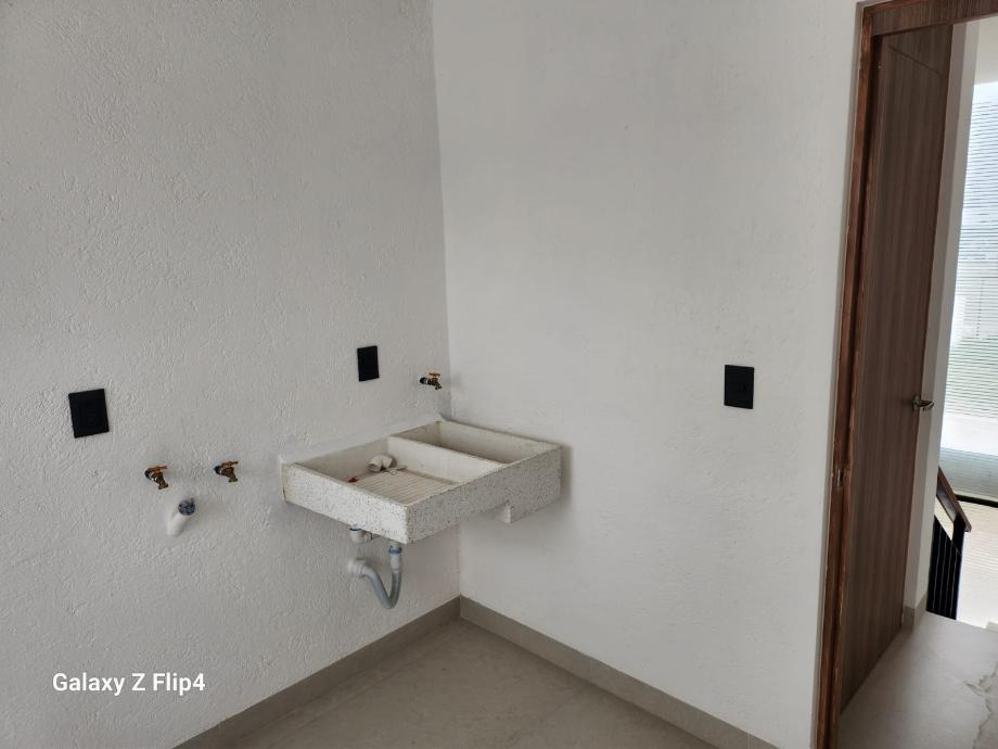 Real de Queretaro, Querétaro, Querétaro, 76146, Mexico, 3 Bedrooms Bedrooms, ,4 BathroomsBathrooms,Residential,For Sale,Real de Queretaro,1652848
