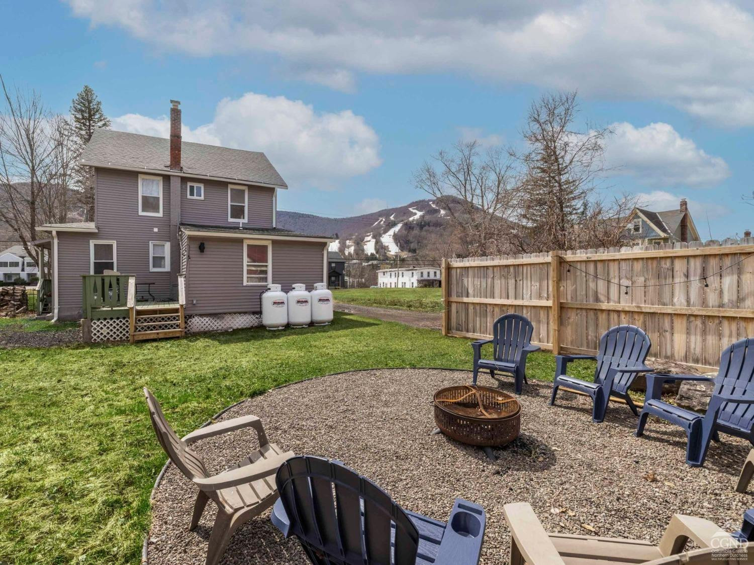 Hunter, New York, 12444, United States, 5 Bedrooms Bedrooms, ,2 BathroomsBathrooms,Residential,For Sale,1766229