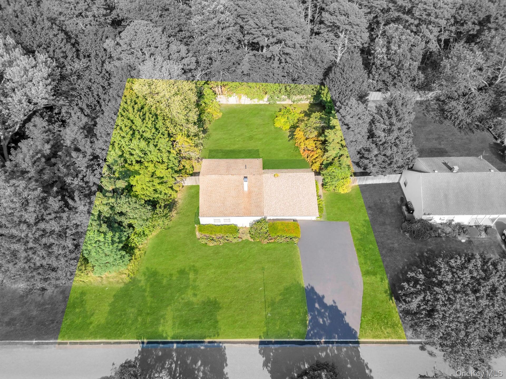 Medford, New York, 11763, United States, 5 Bedrooms Bedrooms, ,2 BathroomsBathrooms,Residential,For Sale,1926312