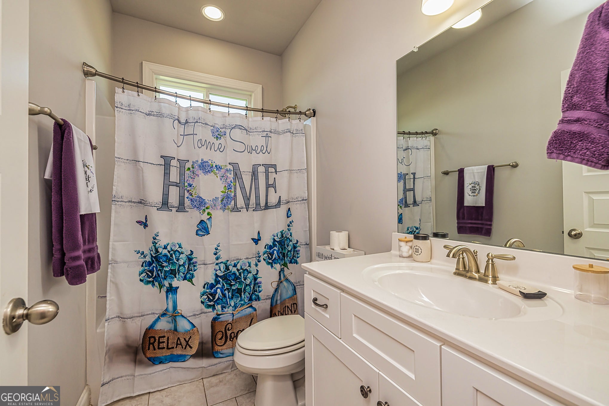 Newnan, Georgia, 30263, United States, 4 Bedrooms Bedrooms, ,3 BathroomsBathrooms,Residential,For Sale,1978866